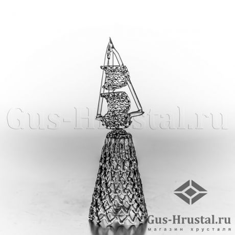 Колокольчик с парусником (горный хрусталь) - колокольчик средний Гусь-Хрустальный - Колокольчик из горного хрусталя с парусником (звенит) Колокольчик с парусником (горный хрусталь) 000142 Гусь-Хрустальный
